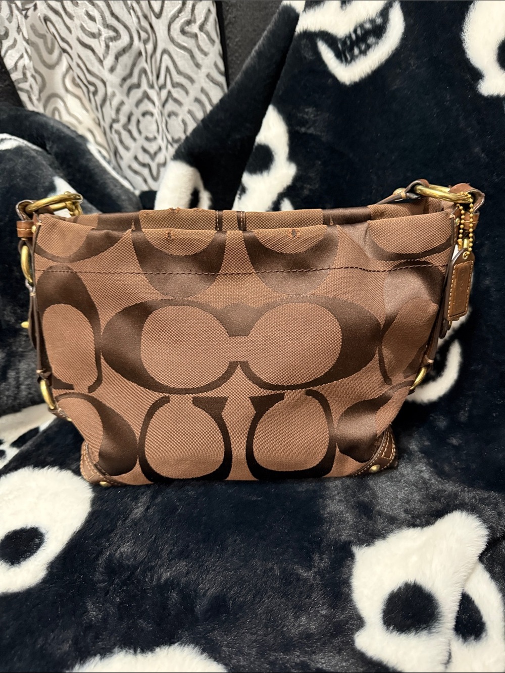 Coach Carly hobo shoulder bag